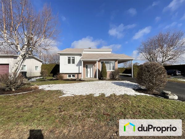 2375 boulevard Ivanier, Marieville for sale