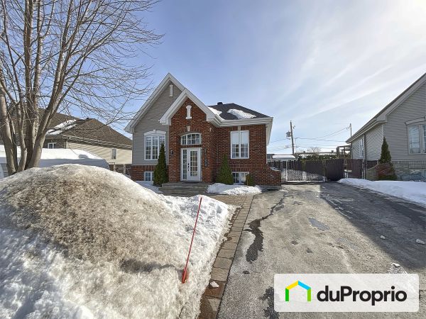 274, rue des Sucres, Ste-Marthe-Sur-Le-Lac à vendre