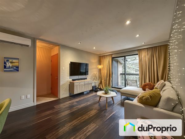 Living Room - 7-17 rue Elgin, Granby for sale