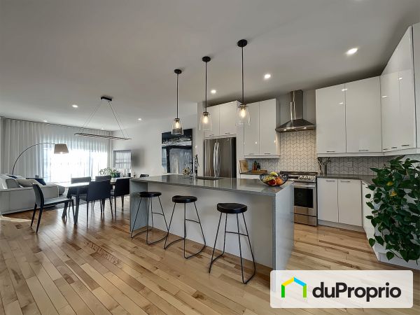 Kitchen - 218 rue Madeleine-Bleau, Ste-Therese for sale