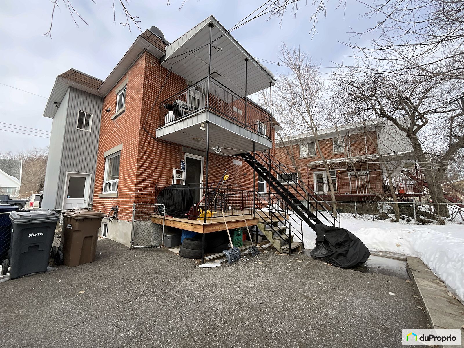 281 85E Avenue — photo 2