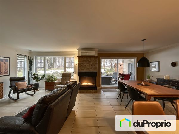 101-110 rue de Laviolette, Bromont for sale