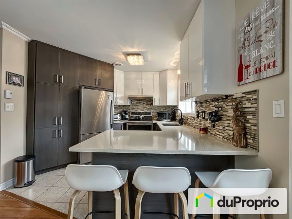 350, boulevard Roberval Est, Longueuil (Vieux-Longueuil) à vendre