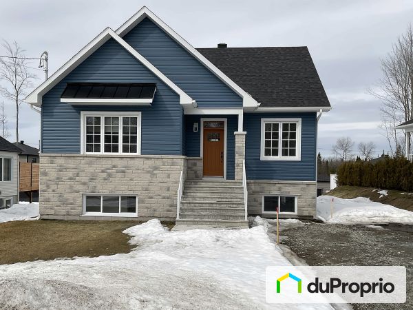 317, rue des Cyprès, Magog à vendre