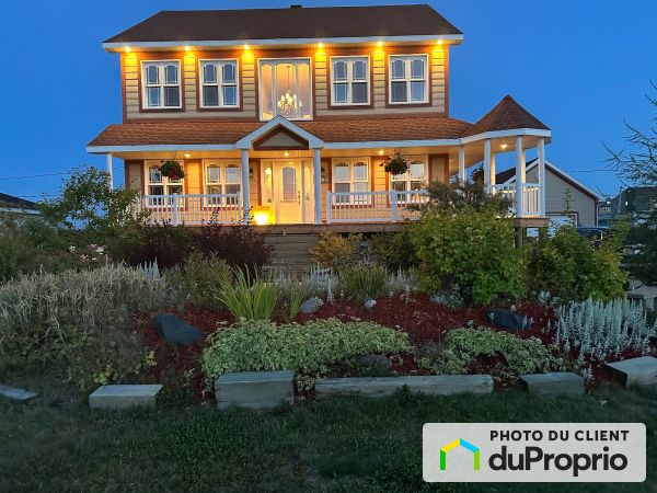 1402 rue de la Digue, Havre-St-Pierre for sale
