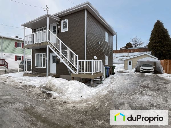 1492-1494, rue Larouche, La Baie à vendre