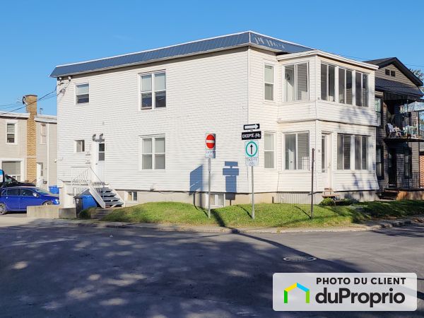 166-168 Rue Albert, Granby for sale