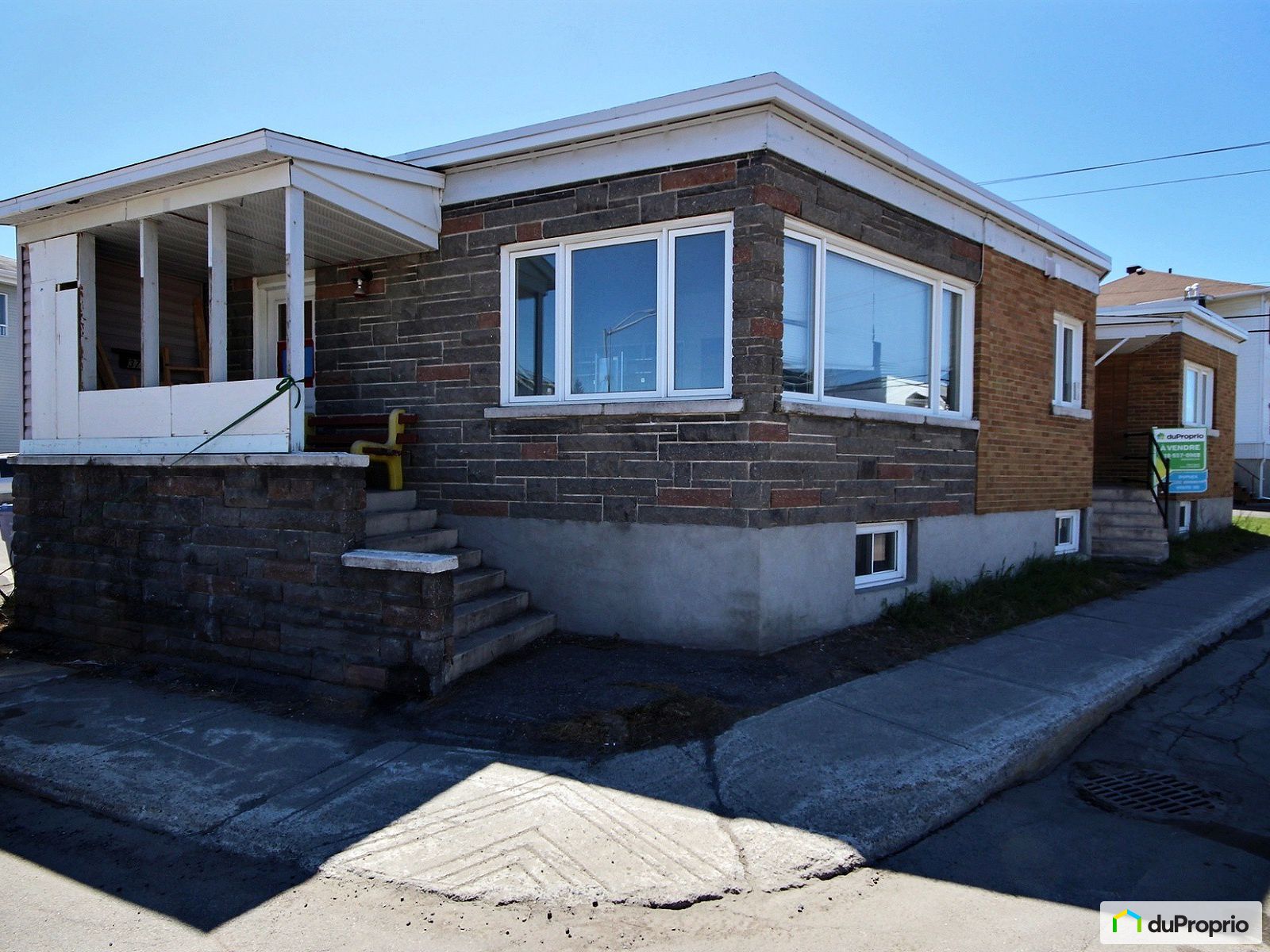 3775 3775A Rue De Montcalm — photo 3