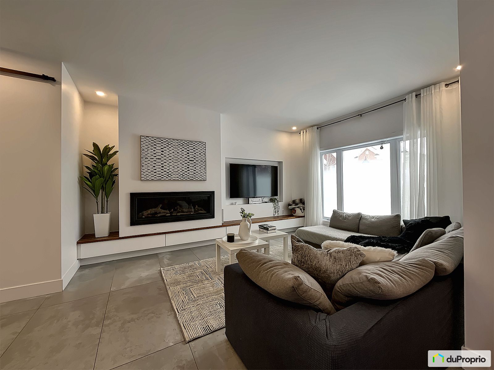257 Rue Terroux — photo 3