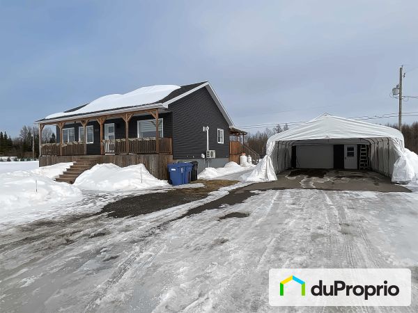 211 rue de l'Alizé, St-Honore-De-Chicoutimi for sale