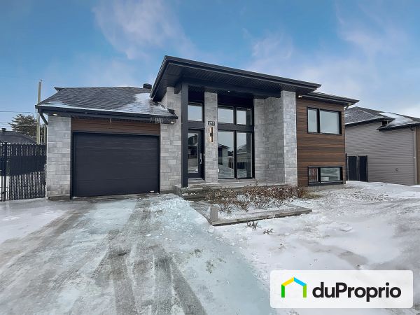 277 rue Mylène, St-Lin-Laurentides for sale
