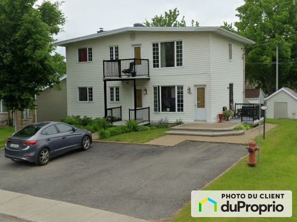 1352-1356 rue des Frênes, St-Rédempteur for sale