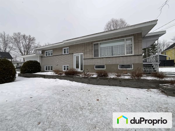 19 rue Saint-Jean, Danville for sale
