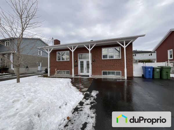 3670 rue Léonard, Longueuil (St-Hubert) for sale
