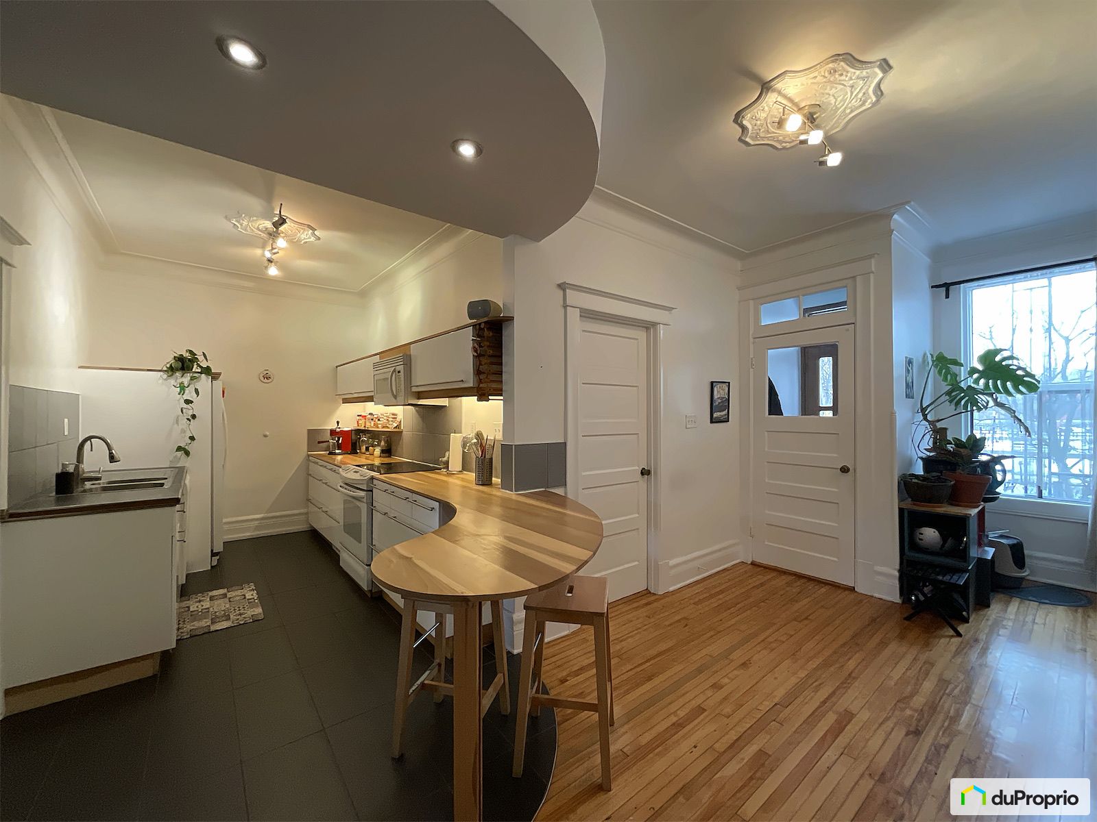 1036 Avenue Oxford — photo 3