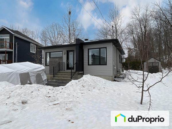 1626 rue des Achillées, Val-Bélair for sale