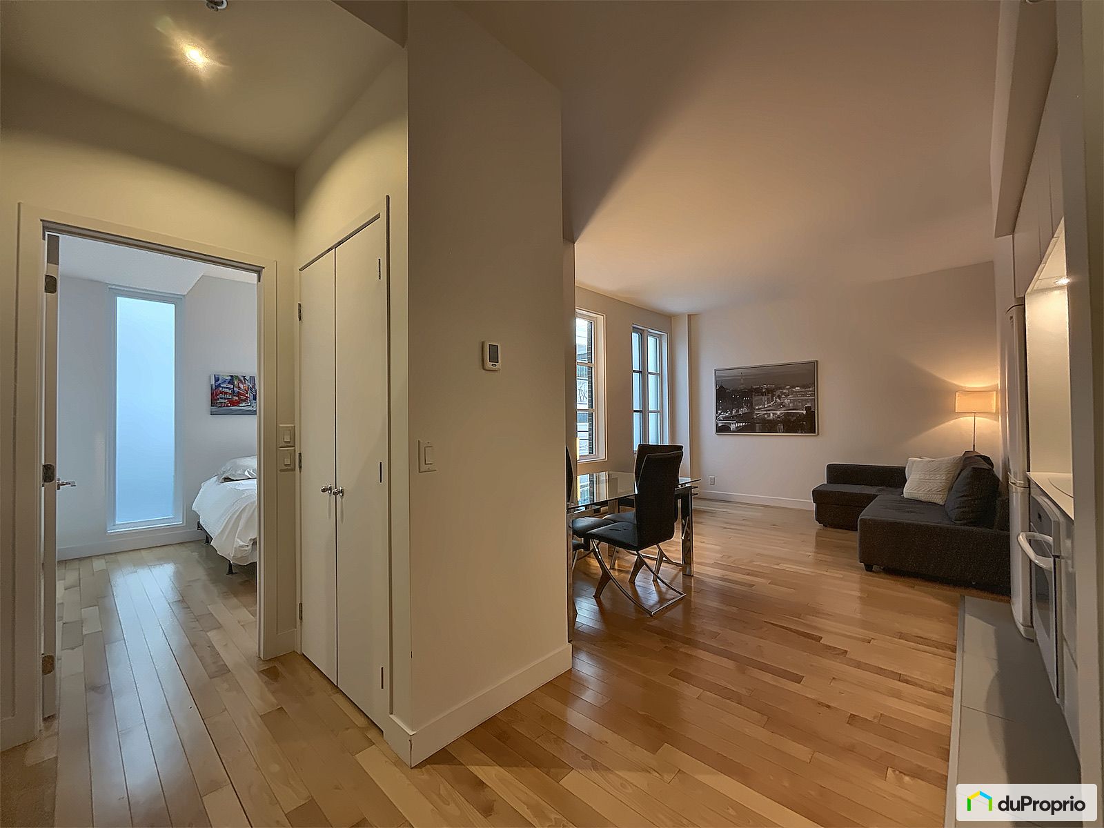 406 388 Grande Allee Est — photo 1