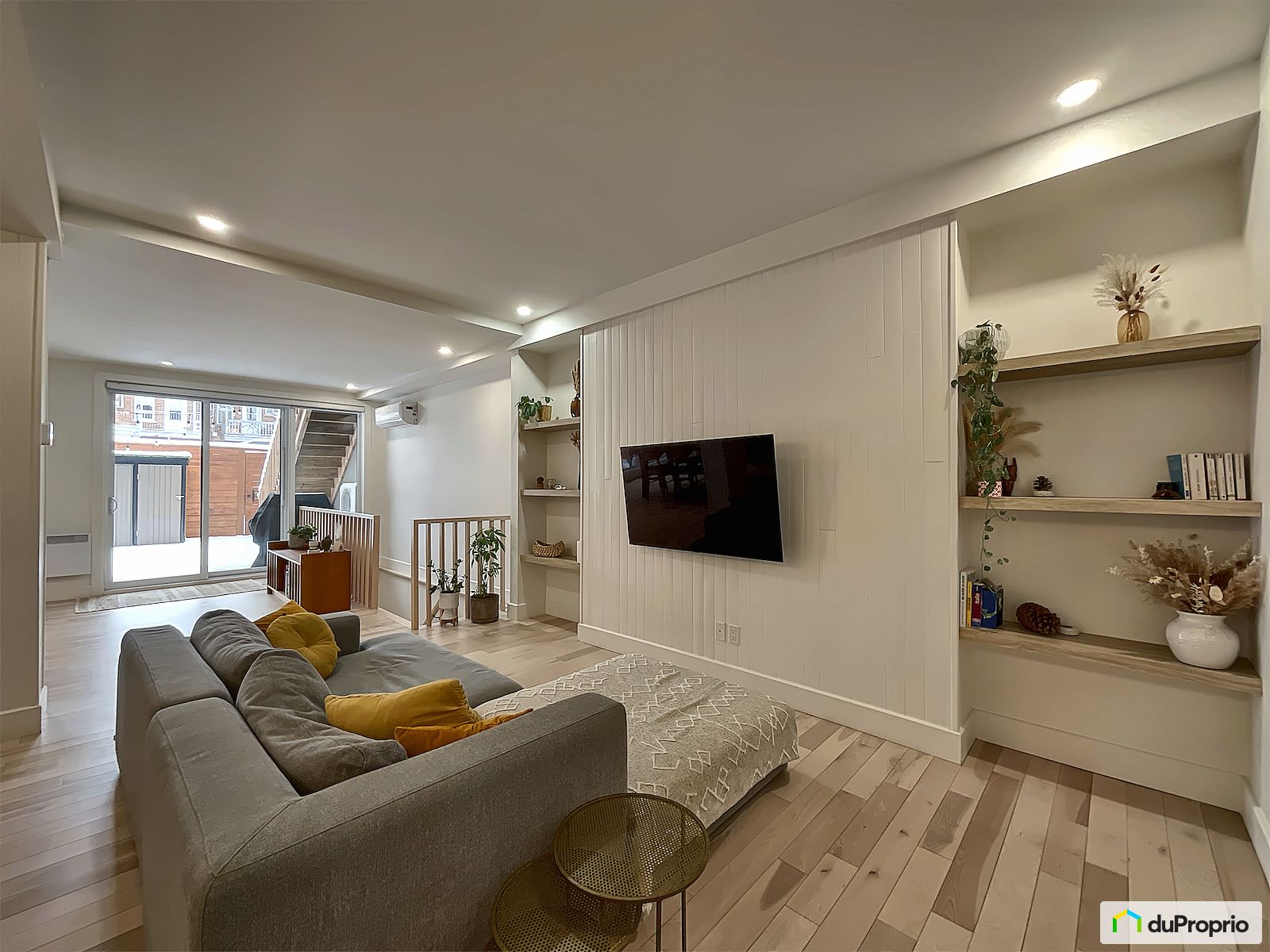 7015 Rue De La Roche — photo 2