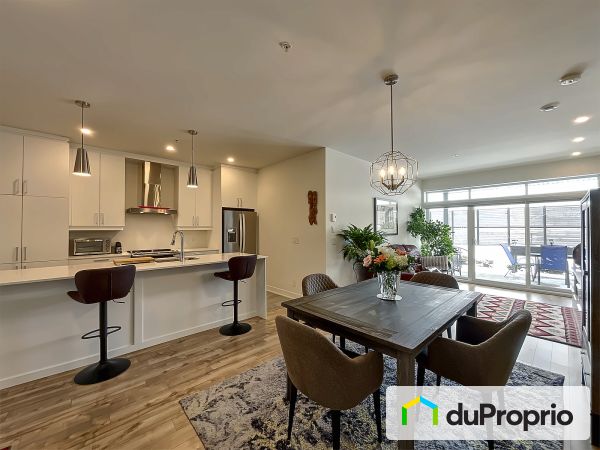 104-3660, rue Roland-Marquette, Longueuil (St-Hubert) à vendre