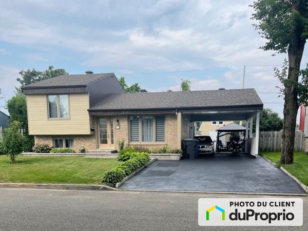 573, rue Nobel, Beauport à vendre