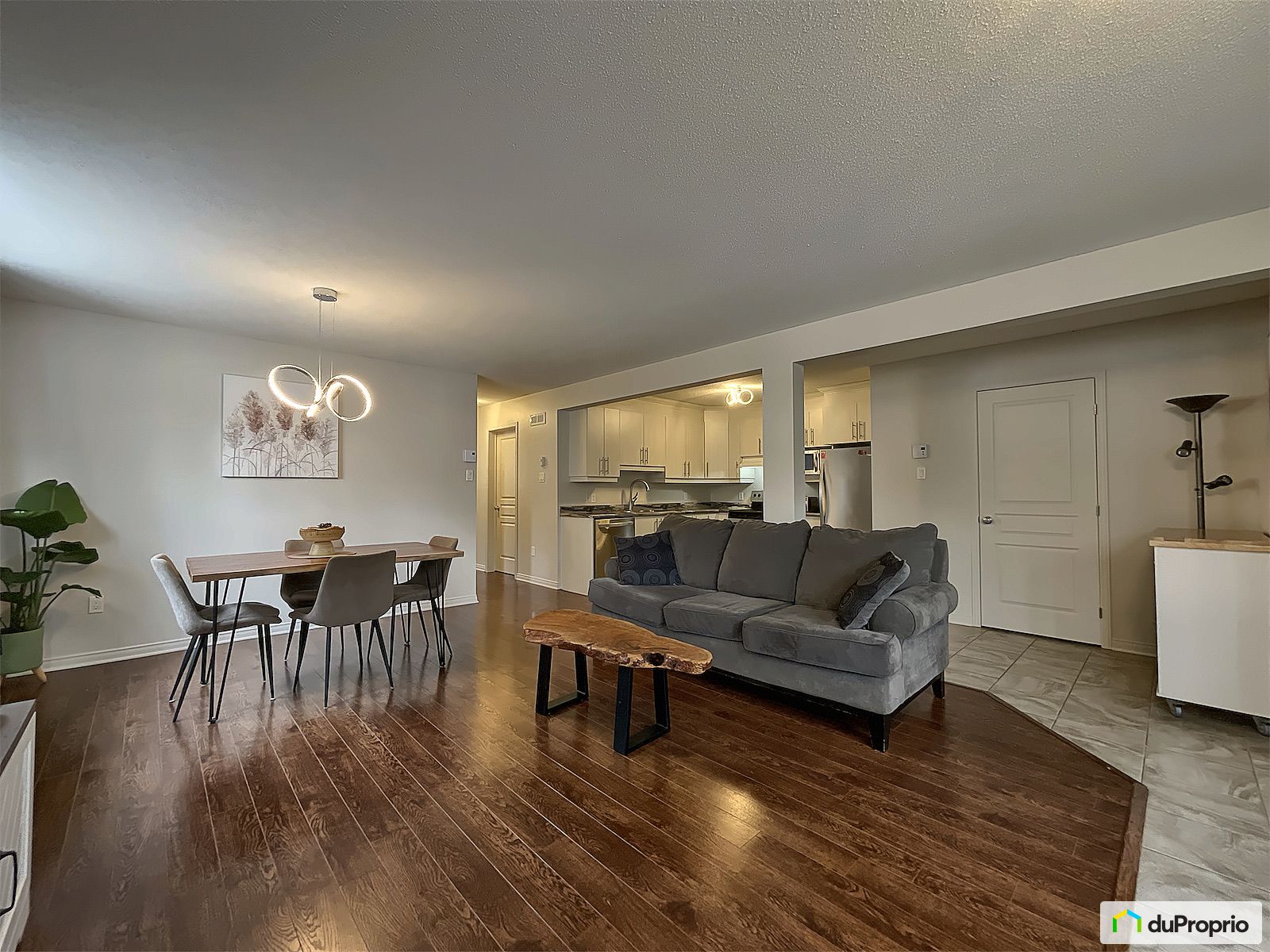 1 1657 Boulevard Saint Rene E — photo 2