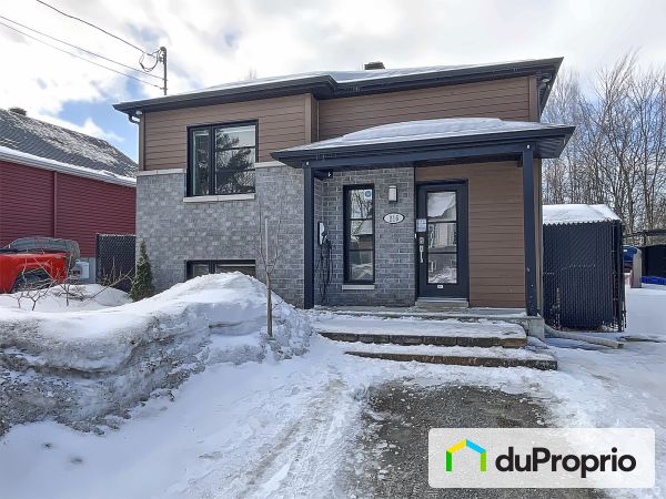 216 rue Olivia, St-Lin-Laurentides for sale