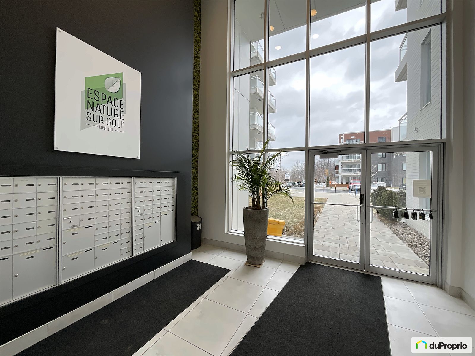 411 2530 Rue Maurice Savoie — photo 3