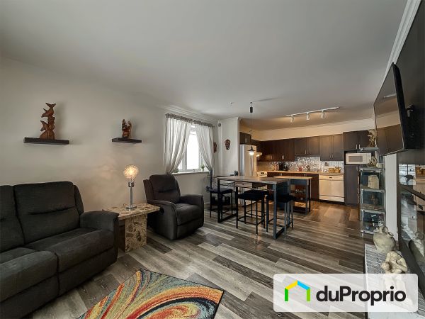 232, rue Desjardins, Ste-Agathe-Des-Monts à vendre