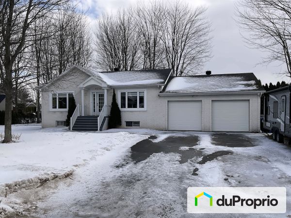 8275, Angus Macdonald, Bécancour (Bécancour) à vendre