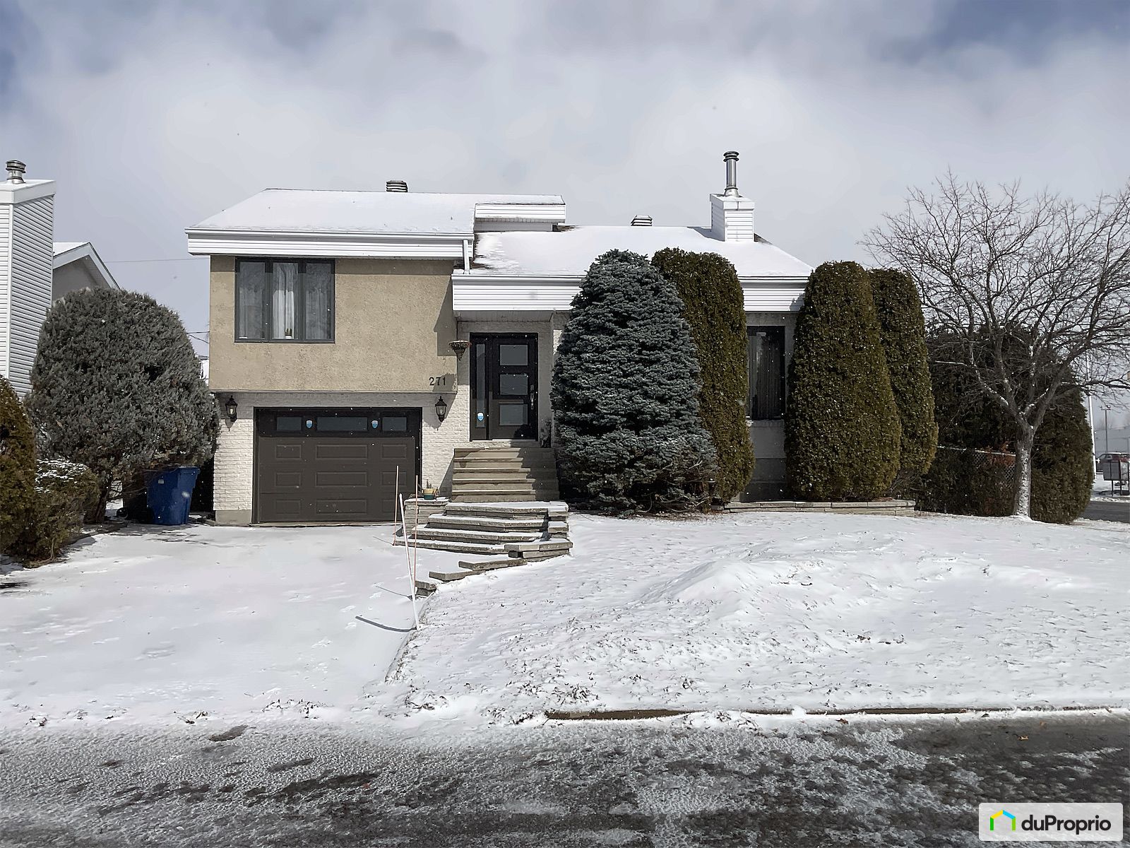 271 Rue Brodeur — photo 1