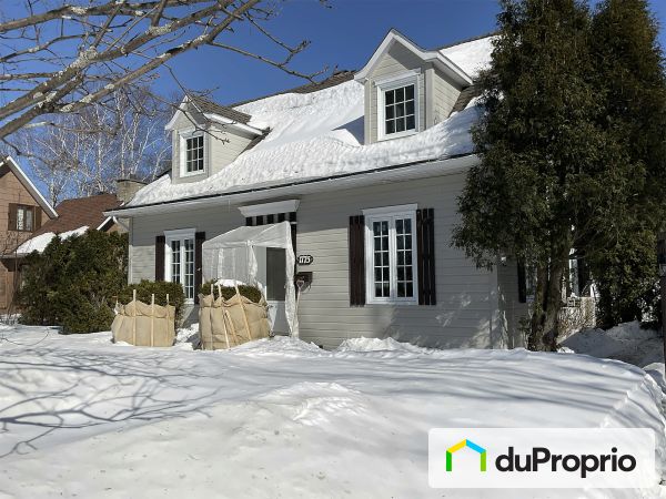 1775, avenue Powell, Alma à vendre