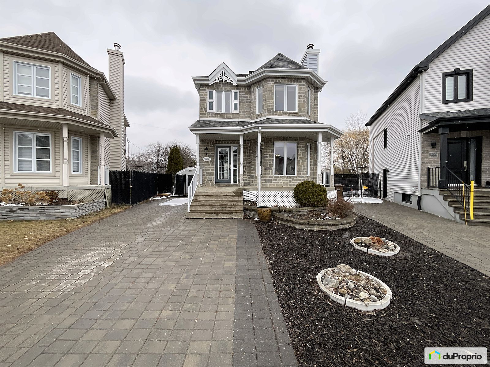 3094 Rue Guy De Maupassant — photo 1