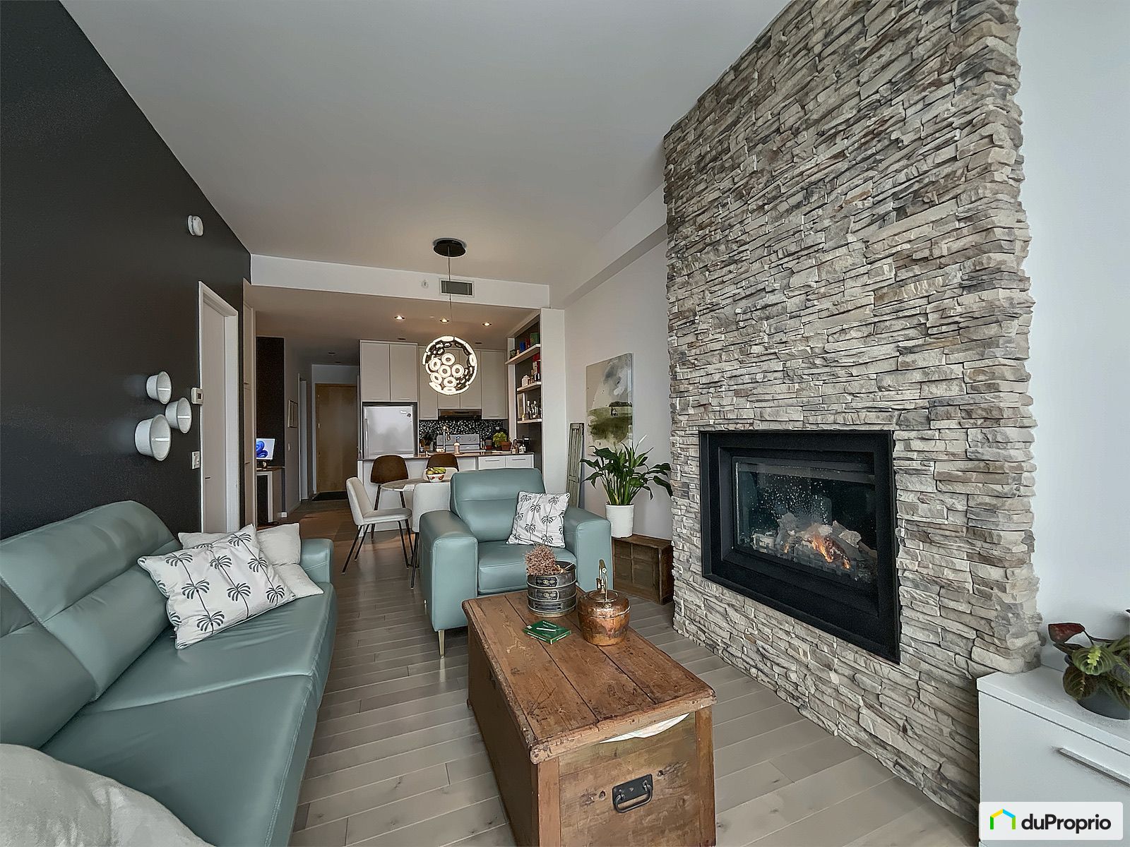813 375 Rue Mathieu Da Costa — photo 3