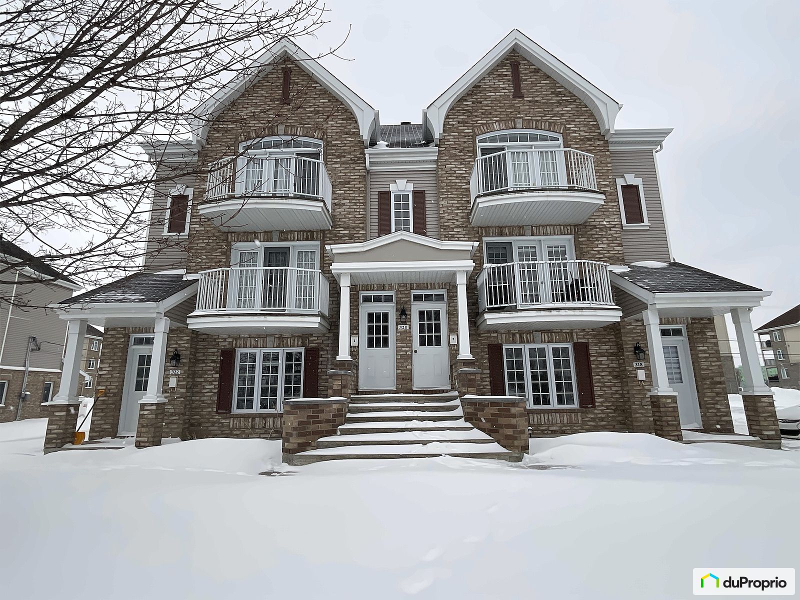 1 320 Rue Dalpe — photo 1