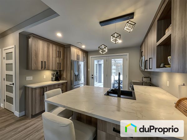 Kitchen - 71 rue Lafontaine, East Angus for sale