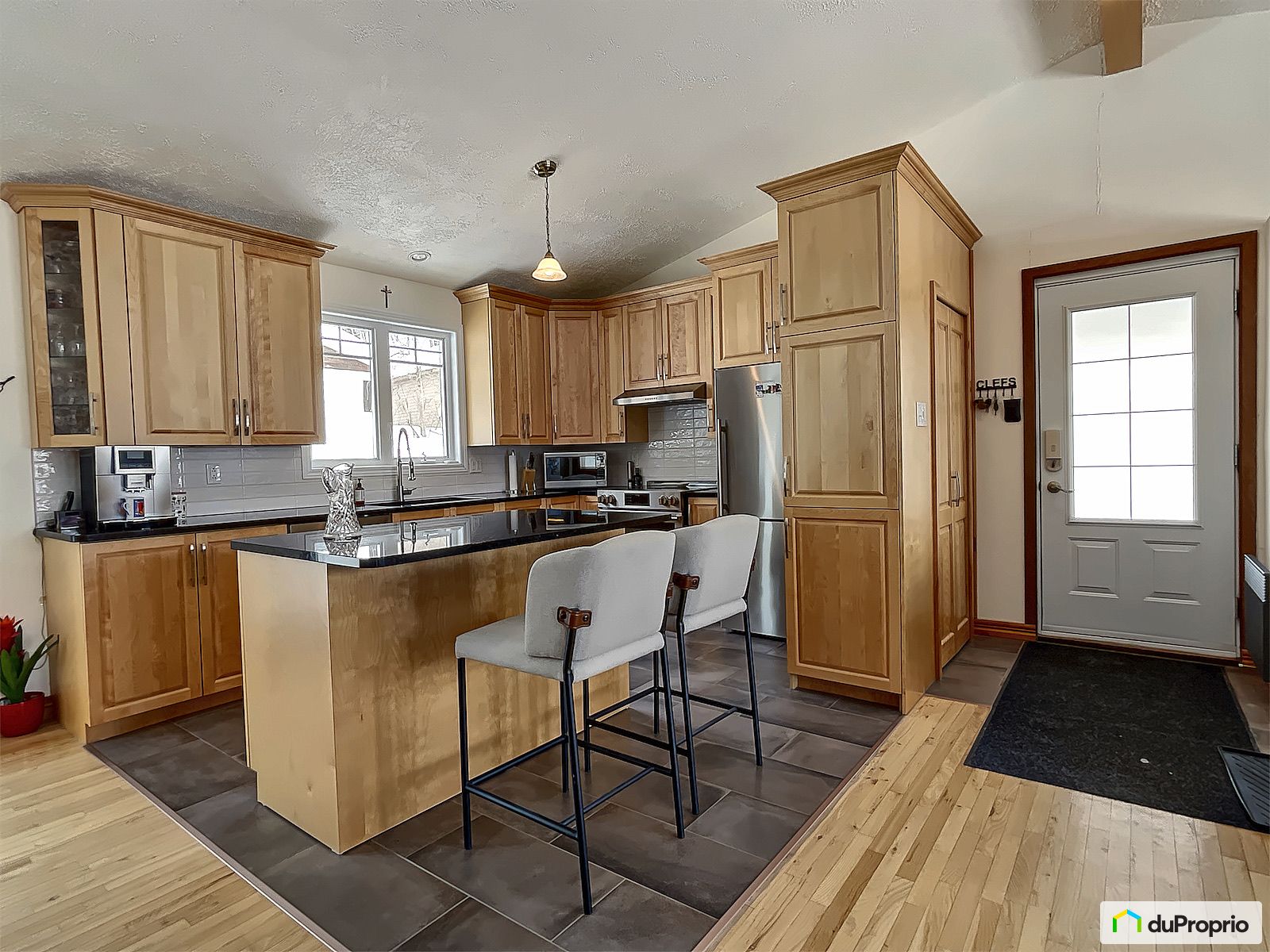 1486 Rue Du Bois De Boulogne — photo 2
