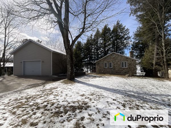 104, rue Larose, Dunham à vendre