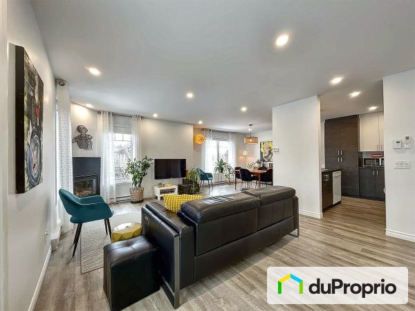 1083, rue Albert-Charpentier, Sherbrooke (Jacques-Cartier) à vendre