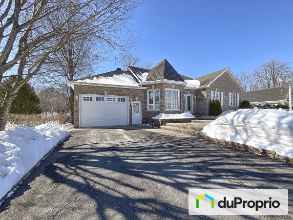 262 rue Martin, Plaisance for sale