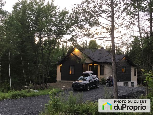 Summer Front - 931 rue Morin, St-Rene for sale