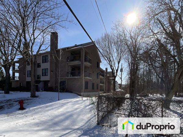 304-615 rue Larivée Ouest, St-Hyacinthe for sale