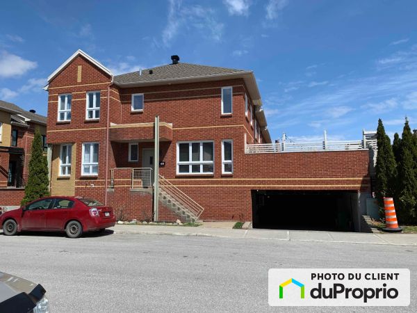 Summer Front - 4577 rue du Canadien-Pacifique, Rosemont / La Petite Patrie for sale