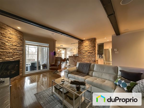 7-7560, chemin de Chambly, Longueuil (St-Hubert) à vendre