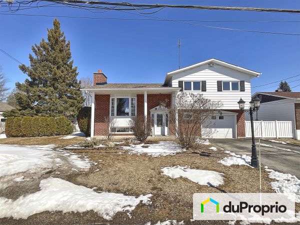 799, 4e Avenue, Fabreville à vendre