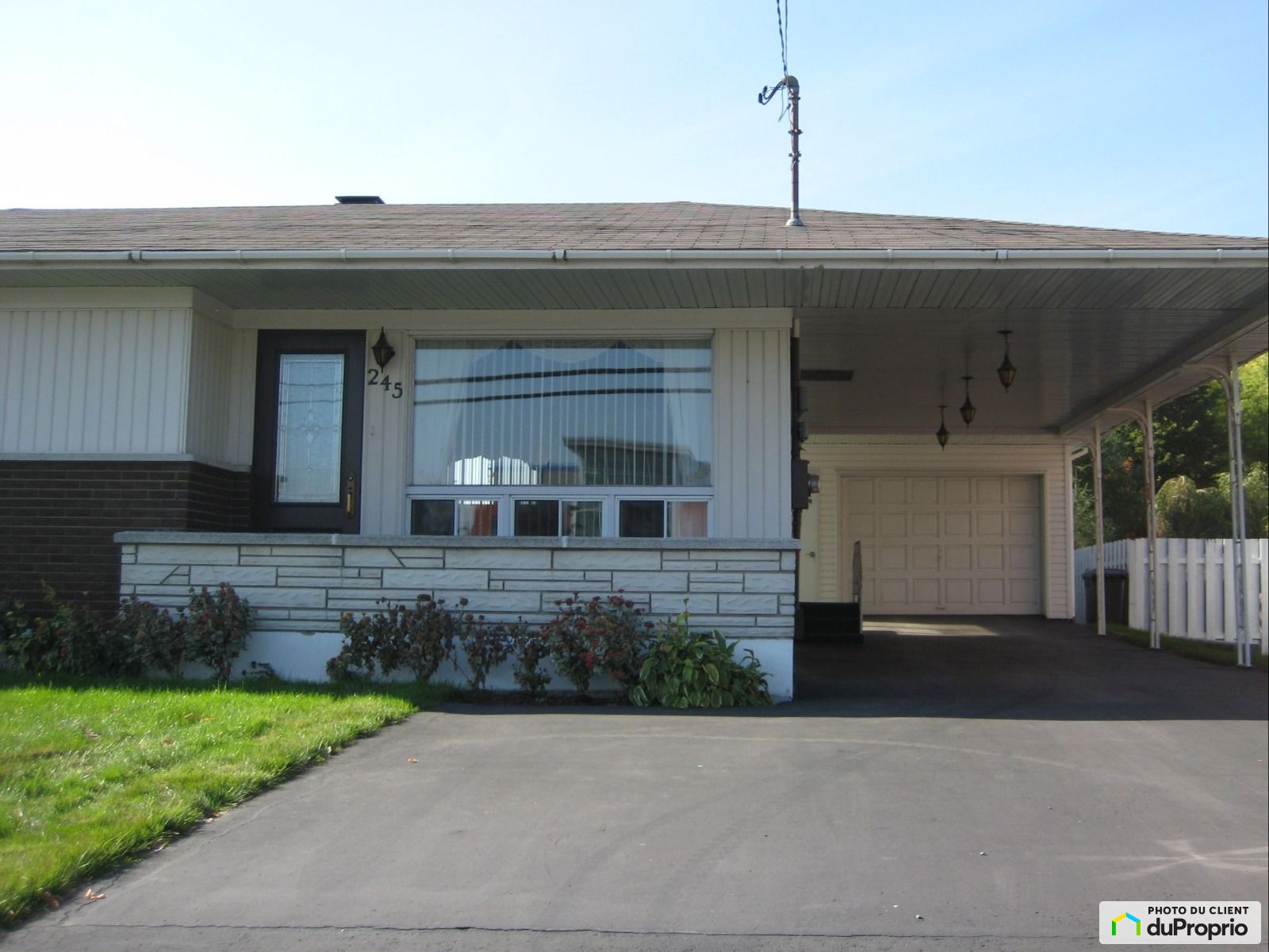 245 Boulevard Lemire — photo 1