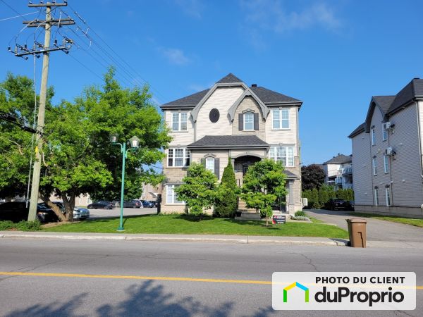 730, avenue du Terroir, Terrebonne (Lachenaie) à vendre