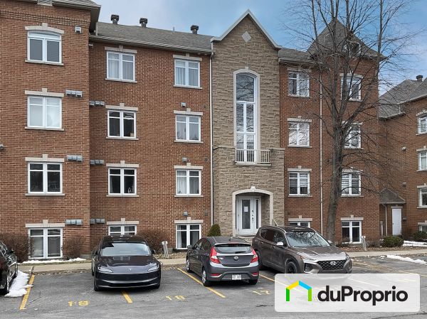 101-115 rue du Boulevard, La Prairie for sale