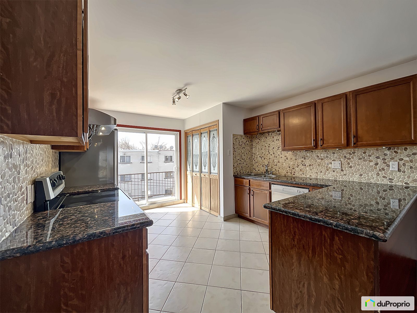 630 Avenue Clarence Gagnon — photo 2