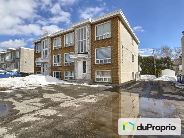 West Side - 28-30-32, boulevard du Domaine, Ste-Therese for sale