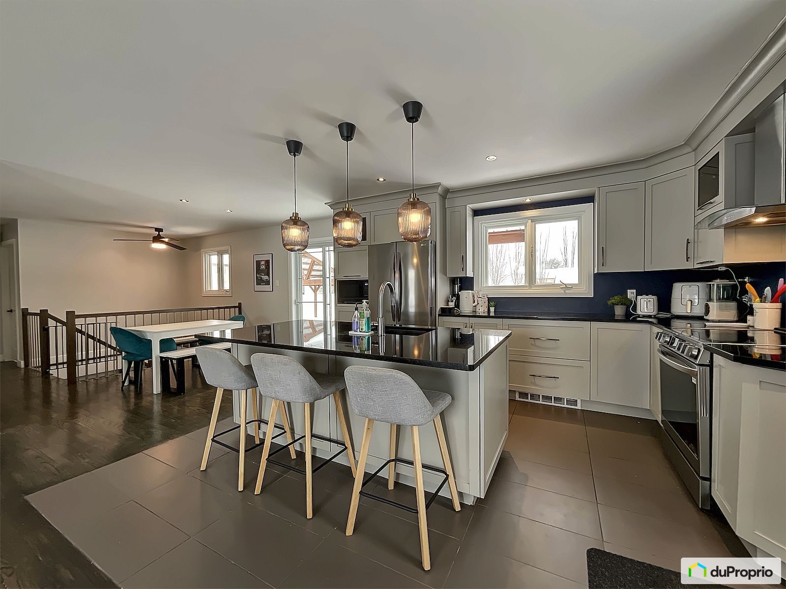 54 Rue Berrouard — photo 2
